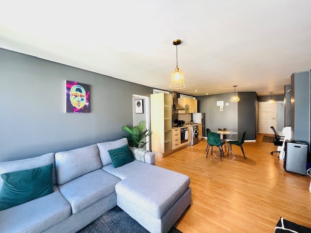 2 Bedroom Property for Sale in Cape Town City Centre Western Cape